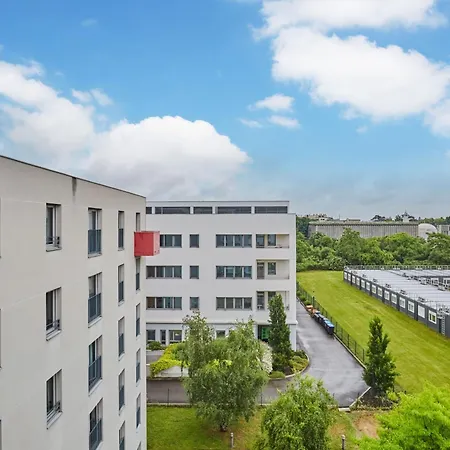 Appart'Hotel Odalys City - Bioparc Lyon Est-2