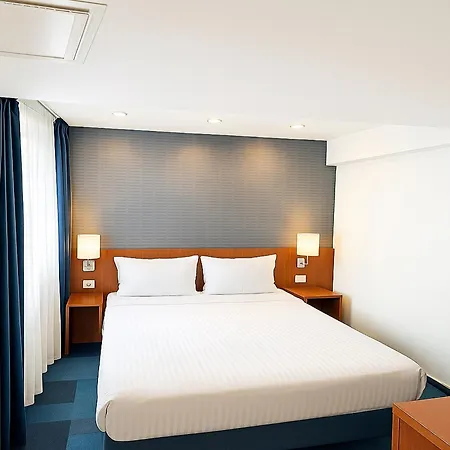 Taxim Express Bosphorus Hotel-3
