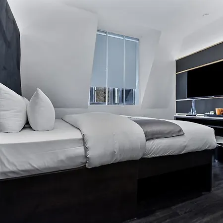 The Z Hotel Leicester Square-3