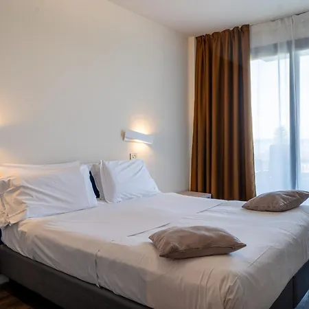 Hotel Desiree By Double Hospitality-2