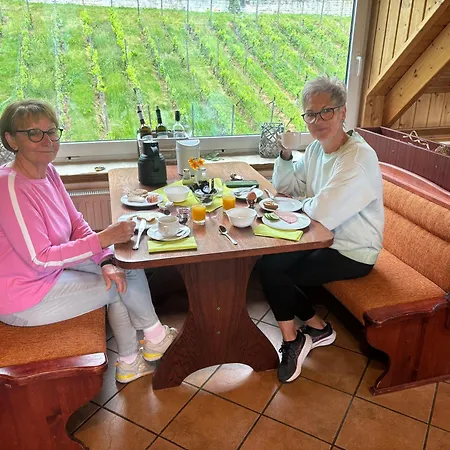 Hotel am Weinberg-3