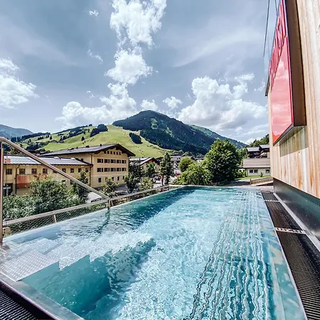 THOMSN-Alpine Rock Hotel-3
