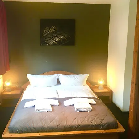 Dein Hotel-2