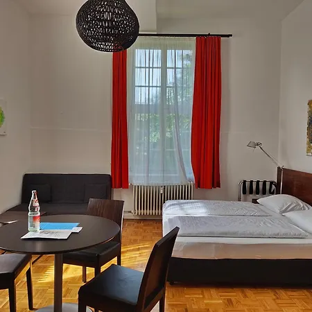 WHLIVING - Apartments&Studios in Konstanz-2