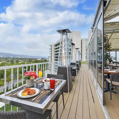 The Beverly Hilton-3