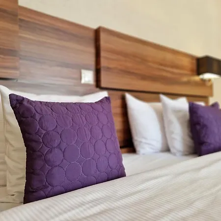 Warsaw Plaza Hotel-2