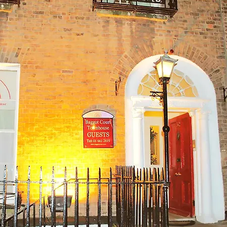 Baggot Court Townhouse-3