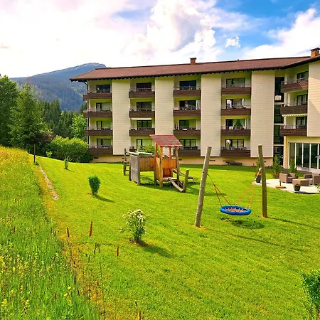 Familienhotel Kleinwalsertal-2