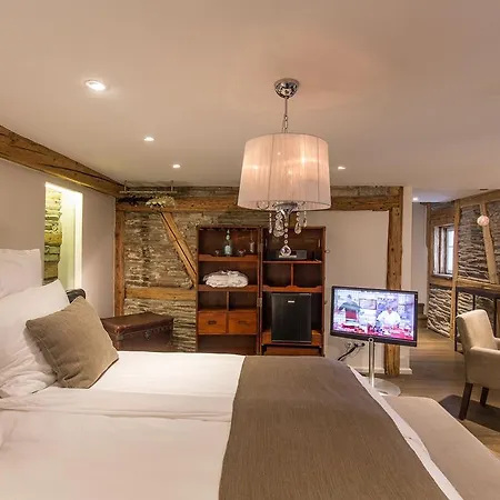 Boutique - Hotel Adara-3
