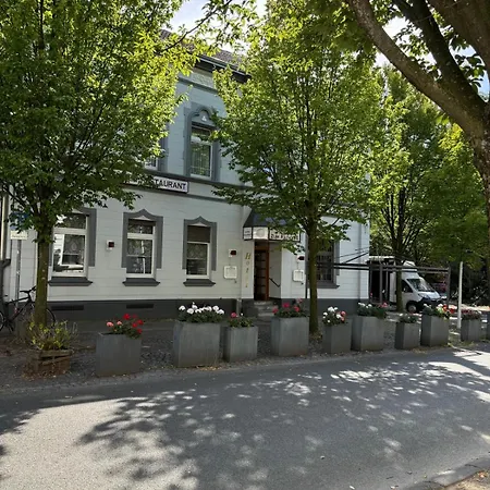 Stadt-Gut-Hotel Zum Rathaus-3