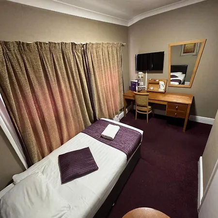 Newham Hotel-2