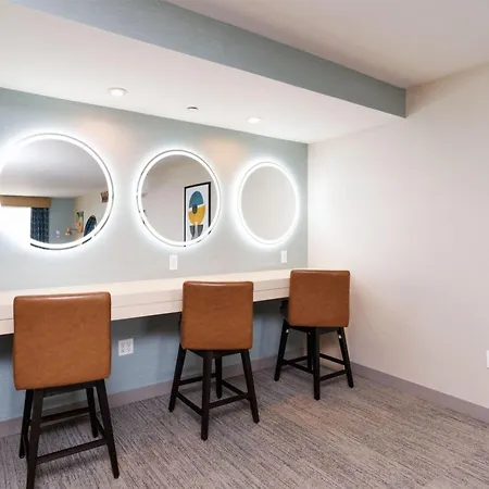 Hilton Garden Inn New York/Staten Island-3