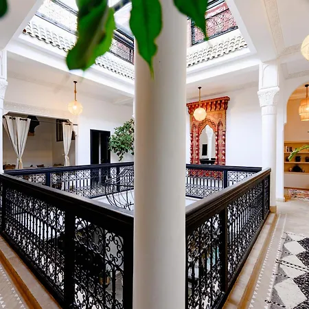Riad Lakbar - Exclusive Oasis With 360 Rooftop-3