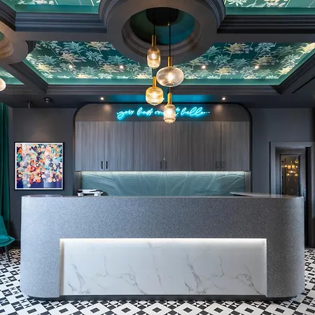 Brit Hotels Earls Court-3