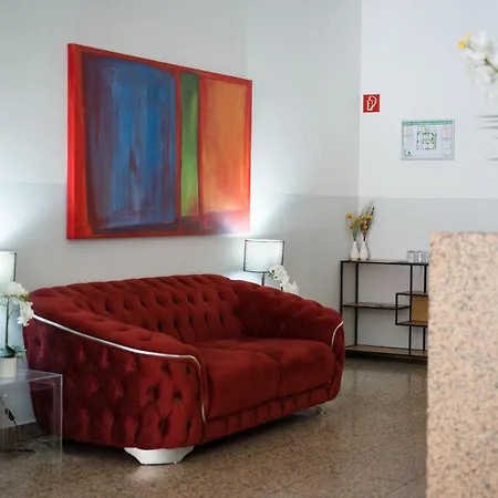 Hotel Topas An Der Messe - Frankfurt City-2