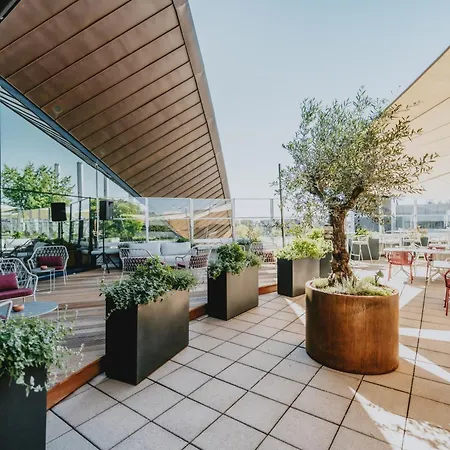 Coque Hotel-3