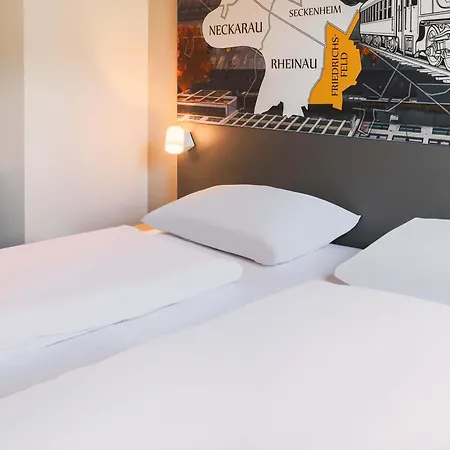 ibis budget Mannheim Friedrichsfeld-3