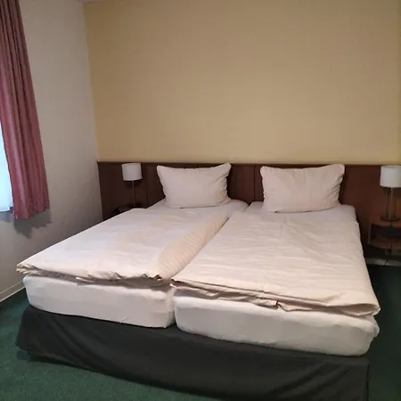 Hotel und Restaurant am Bismarckturm-2