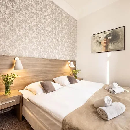 Hotel Polonia Centrum-2