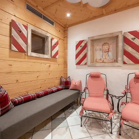 Hotel Garni Haus Tyrol-2