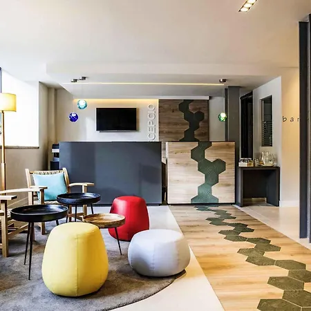 Ibis Styles Barcelona Centre-2