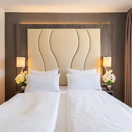 PLAZA Hotel Buchhorner Hof-3