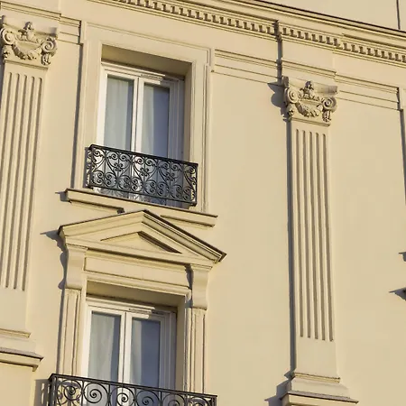 Hotel De L'Aqueduc-2