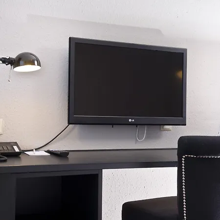 Tryp By Wyndham Bremen Airport-3