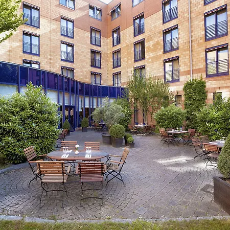 H4 Hotel Hamburg Bergedorf, Trademark Collection By Wyndham-2