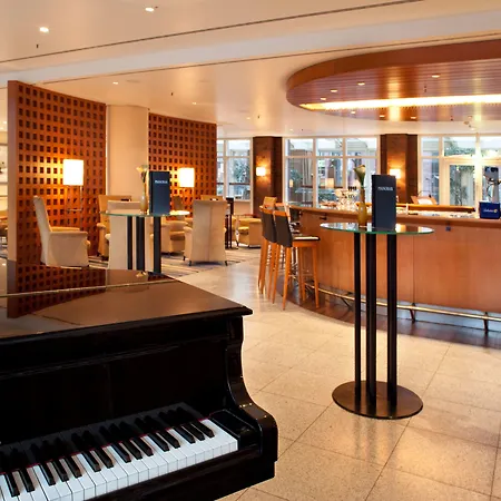 Steigenberger Hotel Hamburg-3