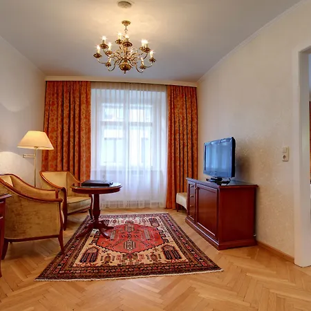 Hotel Kaiserin Elisabeth-3