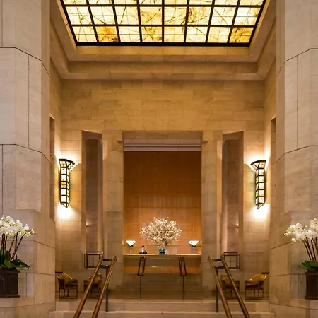Four Seasons Hotel New York-2