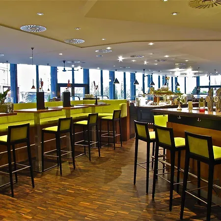 Trans World Hotel Donauwelle-2