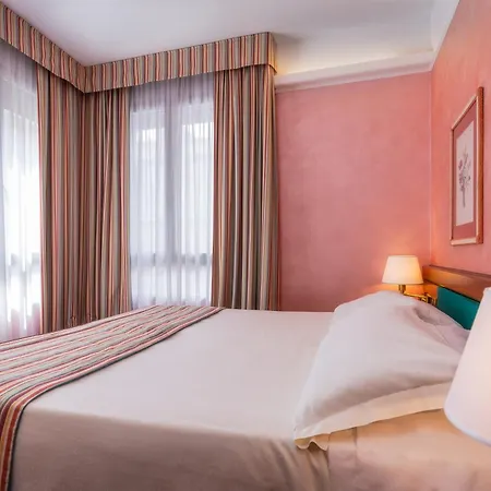 Hotel Crivi'S-2