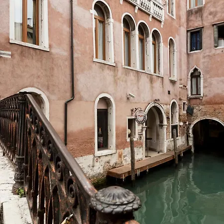 All'Angelo Art Hotel-2