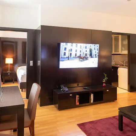 The Levante Rathaus Apartments-2
