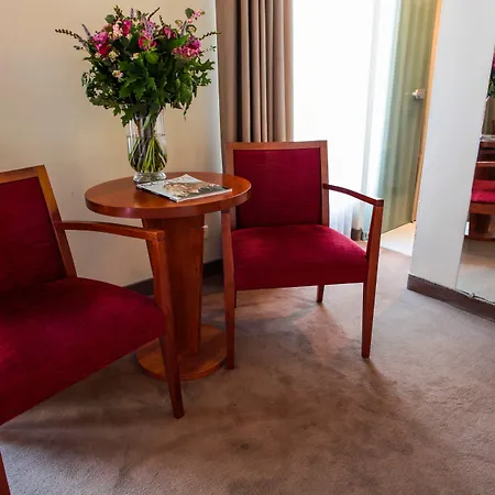 Astoria Hotel Antwerp-3