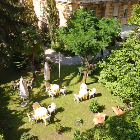 Hotel Villa Westend-2