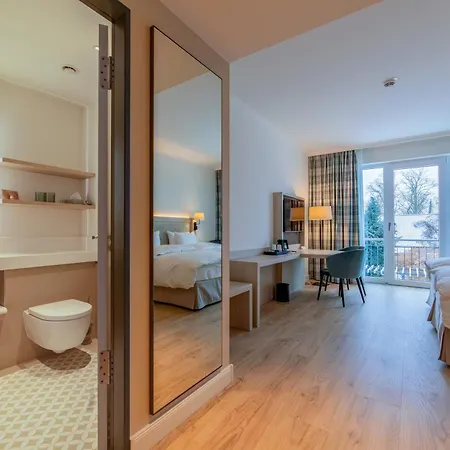 Seehotel Zarrentin-2
