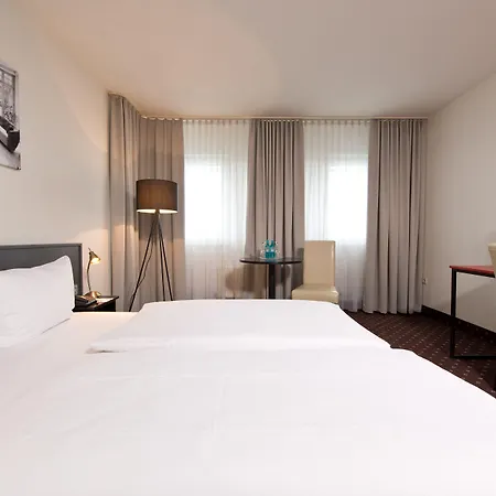 ACHAT Hotel Hockenheim-2