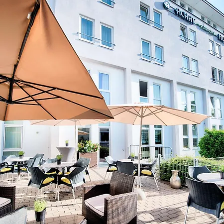 ACHAT Hotel Hockenheim-3