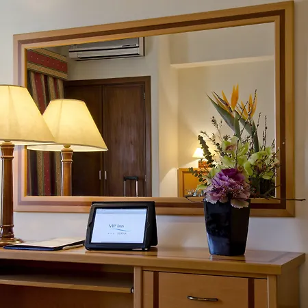 VIP Inn Berna Hotel-3