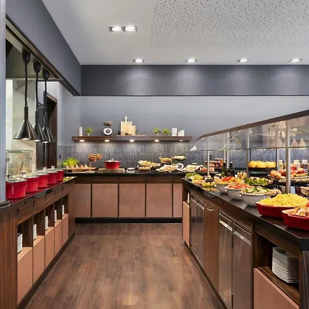 Courtyard By Marriott Linz-2