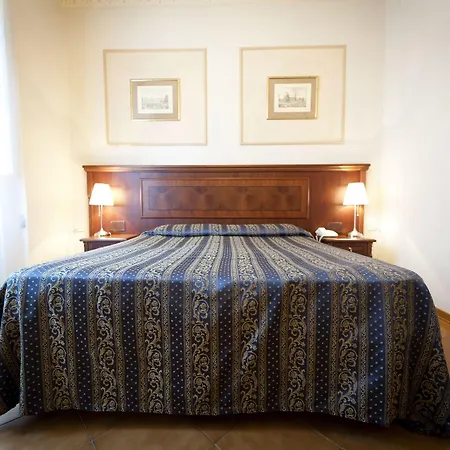 Hotel Martelli-3
