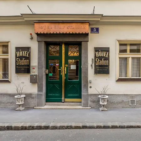 Hotel Graf Stadion-3