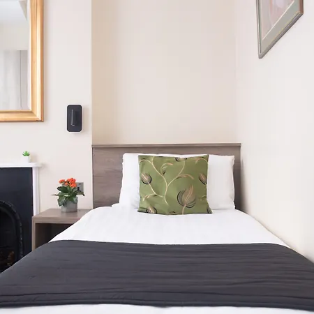 Kensington Gardens Hotel-3