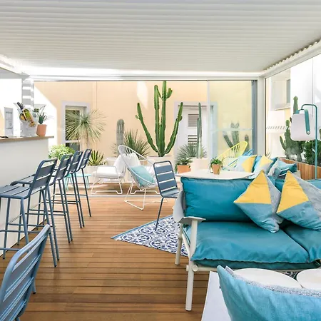 The Deck Hotel By Happyculture-3