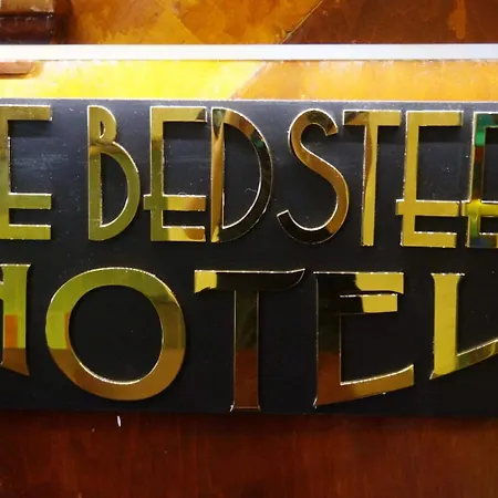 De Bedstee Boutique Capsules (Adults Only)-2