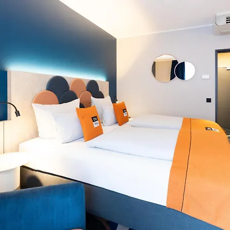 Holiday Inn - the niu, Stream Mönchengladbach by IHG-2