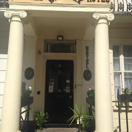 Glendale Hyde Park Hotel-3